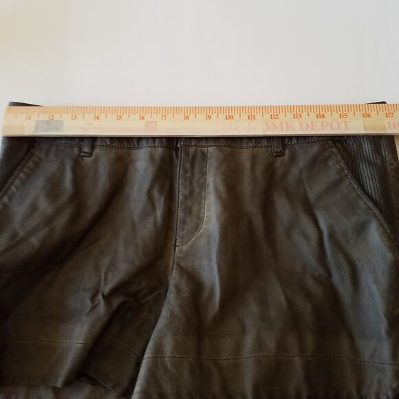 Pilcro and the Letterpress Anthropologie Womens 30 Quilted Vegan Leather Shorts - Picture 7 of 11